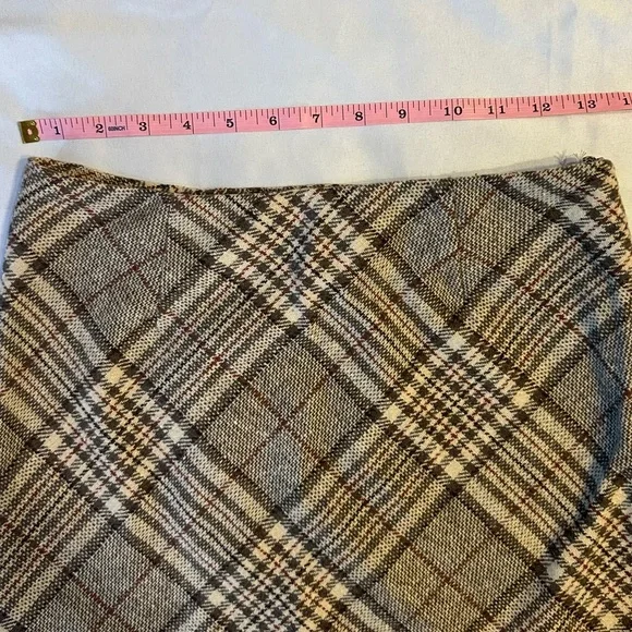 Vicki Dolls Plaid Pencil Skirt with Slit - Picture 6 of 8